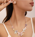 collier argent avec papillons email pastels
