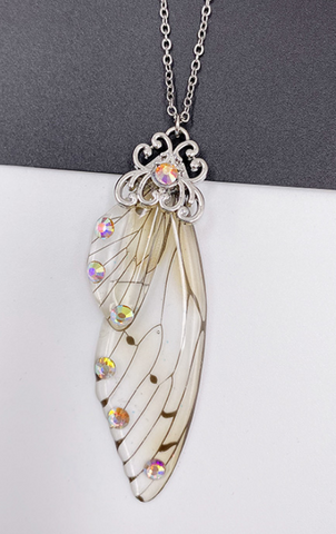 aile de papillon en pendentif