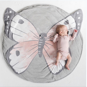 tapis forme papillon pour bebe